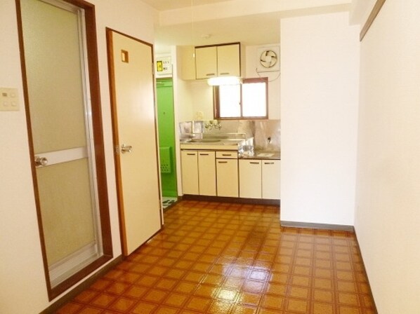 ビザビの物件内観写真